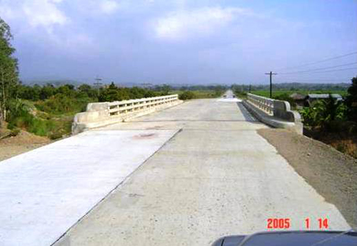 民都洛西海岸道路改造项目第六标，曼布劳至阿布拉-德伊洛路段